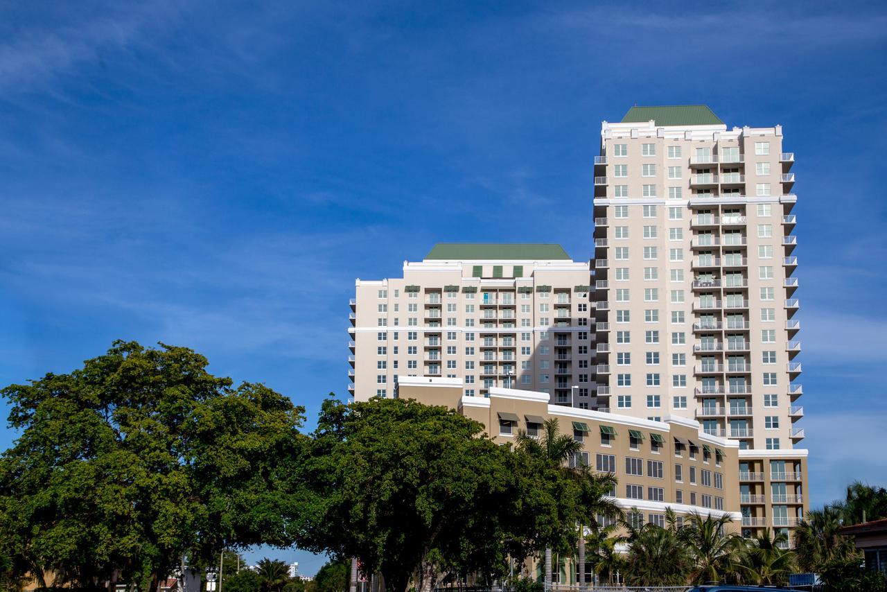 Shorecrest Miami Bay Luxury Apartments Exterior photo