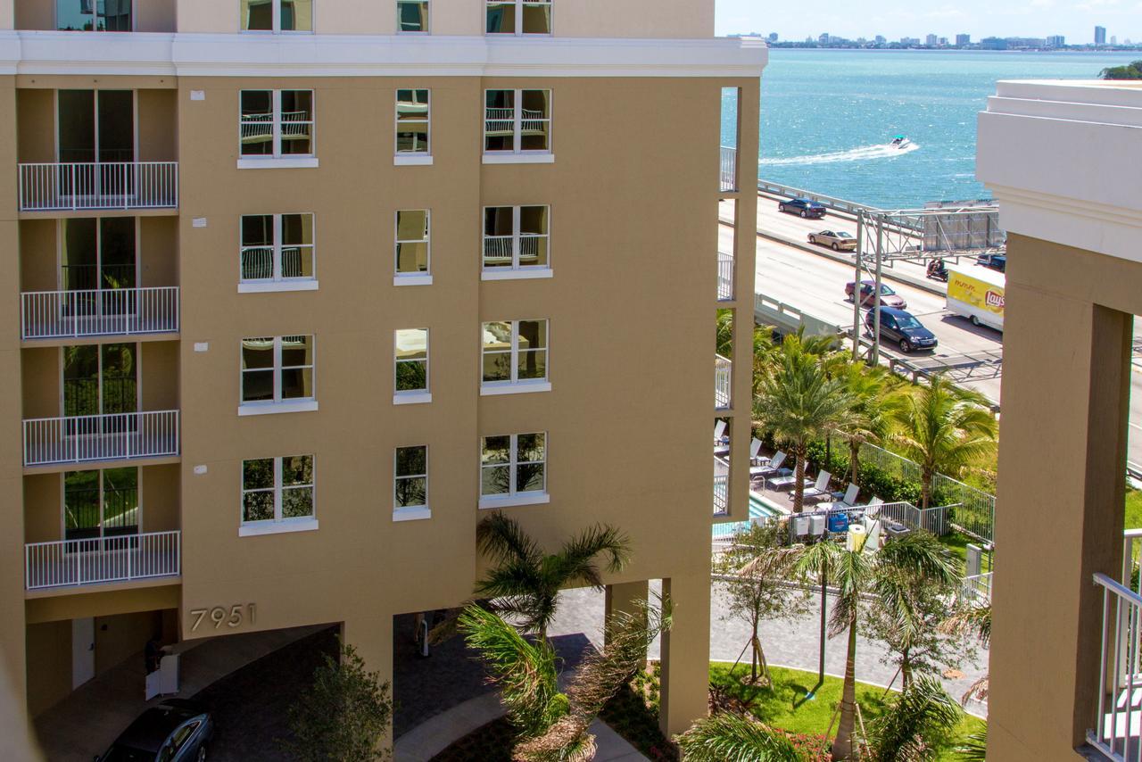 Shorecrest Miami Bay Luxury Apartments Exterior photo